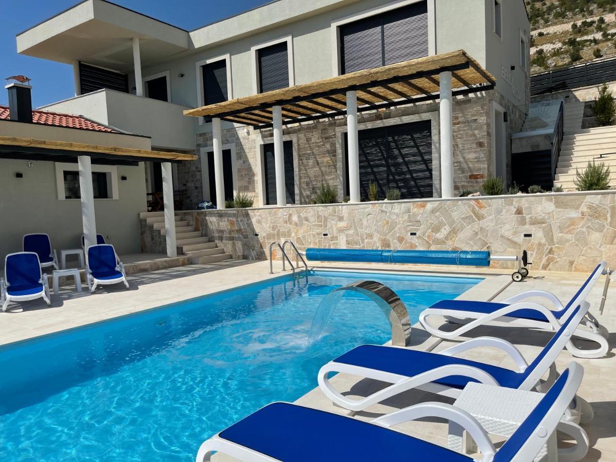 Вилла Bellavista Ivanica Экстерьер фото